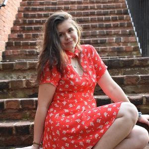 Meet your Posher, Emily